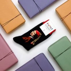 Merkloos Kunstsokken - Meisje Met De Parel - Maat 36-40 - Vrolijke Sokken Voor Creatieve Dames En Heren -Beenmode Verkoop 550x366 34