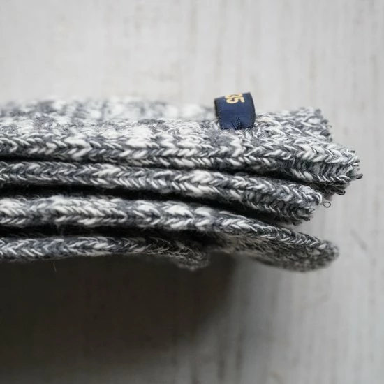 Huissokken - Huissokken Dames Grijs - Huissokken Dames - Fluffy Sokken - Wollen Sokken - Maat 38 - 42 - NZRD35® - Gold Label 6 Huissokken - Huissokken Dames Grijs - Huissokken Dames - Fluffy Sokken - Wollen Sokken - Maat 38 - 42 - NZRD35® - Gold Label - Afbeelding 4