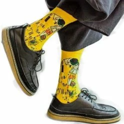 Winkrs - Hippe Kunstsokken - De Kus - Geel - Sokken Maat 39-43 7 Winkrs - Hippe Kunstsokken - De Kus - Geel - Sokken Maat 39-43 -Beenmode Verkoop 550x569 3