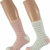 Bedsokken Dames | Roze|Wit| One Size | Slaapsokken | Warme Sokken Dames | Winter Sokken | Bedsokken Dames Maat 39 42 | Fluffy Sokken | Warme Sokken | Bedsokken | Fleece Sokken | Apollo -Beenmode Verkoop 550x606
