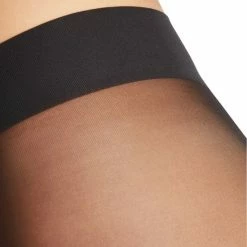 FALKE Matt Deluxe Doorschijnend Hoogwaardig Zacht Comfortabel Elegant Zonder Motief Sheer 20 Denier Zwart Dames Panty - Maat M -Beenmode Verkoop 550x659 13