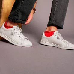 FALKE Cool Kick Sneaker Sneakersokken Versterkte Sneaker Sokken Heren Dames Zonder Motief Met Pluche Zool En Hielband Ademend Sneldrogend Rood Unisex Sokken - Maat 39-41 -Beenmode Verkoop 550x660 4