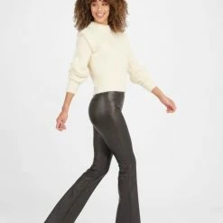 Spanx Leather Like Flare Pant | Zwart 14 Spanx Leather Like Flare Pant | Zwart -Beenmode Verkoop 550x705