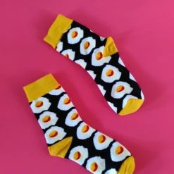 Merkloos To Me You Are EGGcellent - Schoencadeautjes Sinterklaas - Blij Ei - Sinterklaascadeau Voor Hem - Sinterklaascadeau Voor Haar - Mannen Vrouwen- Papa Mama- Vader Moeder- Verjaardag - Cadeau - Presentje - Cadeautje Voor Haar - Maat 36-41 - Tasty Socks -Beenmode Verkoop 550x733 1