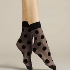 2 Pack Fiore Dunne Pantysokken Met Stippen Virginia 20DEN Zwart Met Patroon